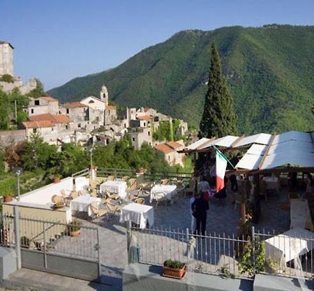 Albergo Cecchin Balestrino Buitenkant foto