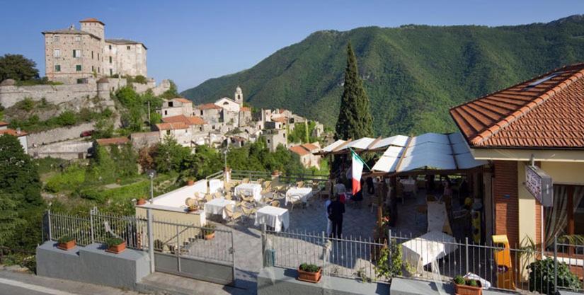 Albergo Cecchin Balestrino Buitenkant foto